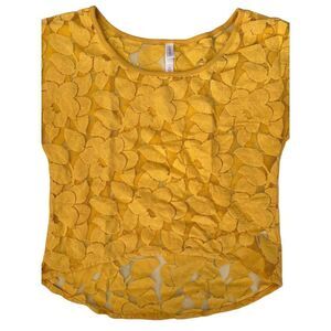 Xhilaration women’s XS mustard yellow floral lace cropped top short sleeve 2000’